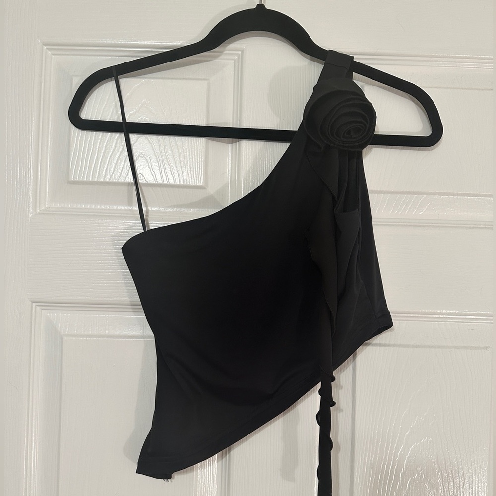 PRINCESS POLLY one shoulder top with rose